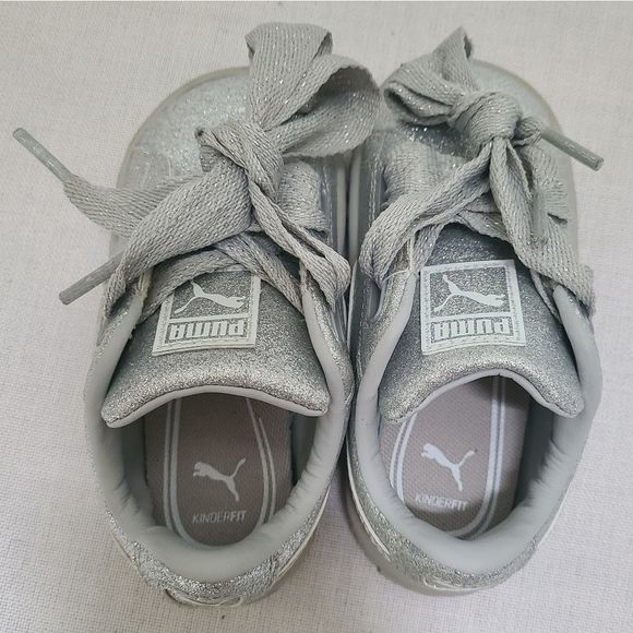 EUC Puma Silver Grey Glitter Basket Heart Sneaker Sz 7 (toddler) - Picture 3 of 8